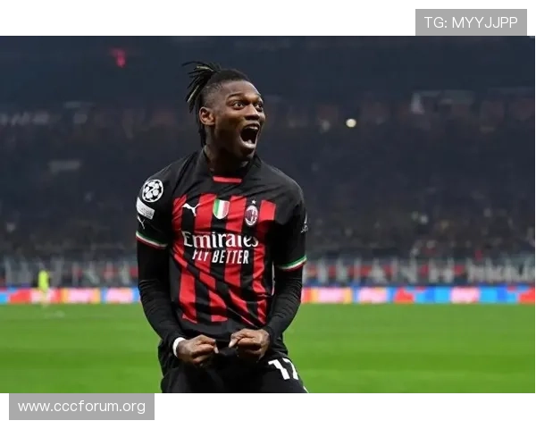 莱奥连练两天米兰热议希拉转会